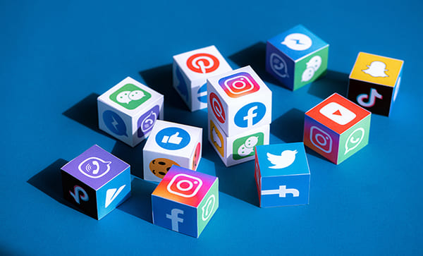 بازاریابی اینترنتی و رسانه‌‌‌‌های‌ اجتماعی